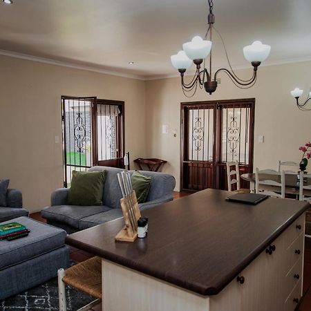 Swellendam Self Catering Villa ภายนอก รูปภาพ