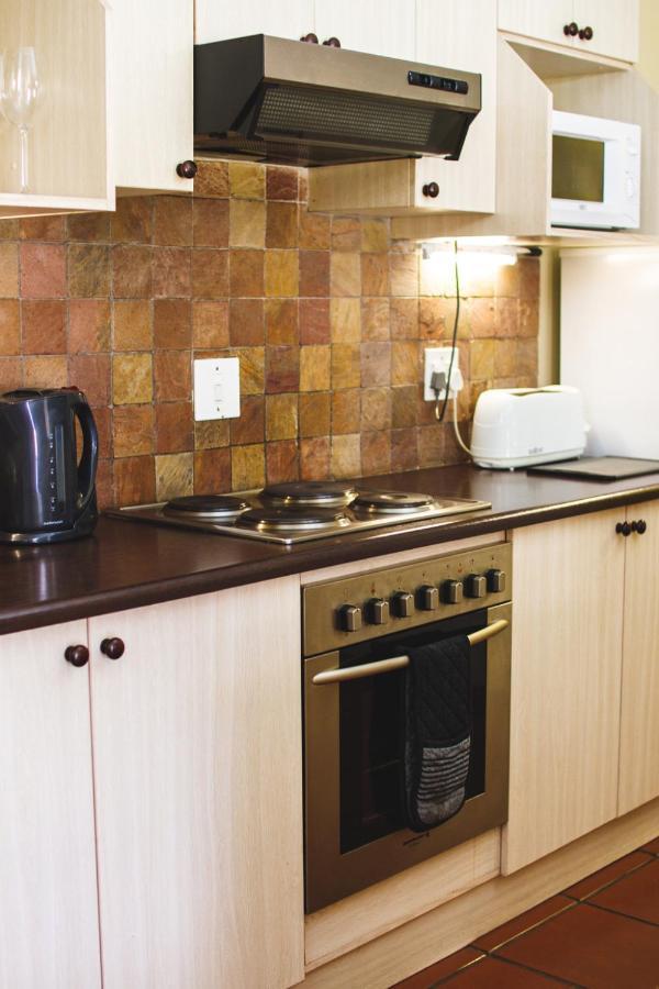 Swellendam Self Catering Villa ภายนอก รูปภาพ