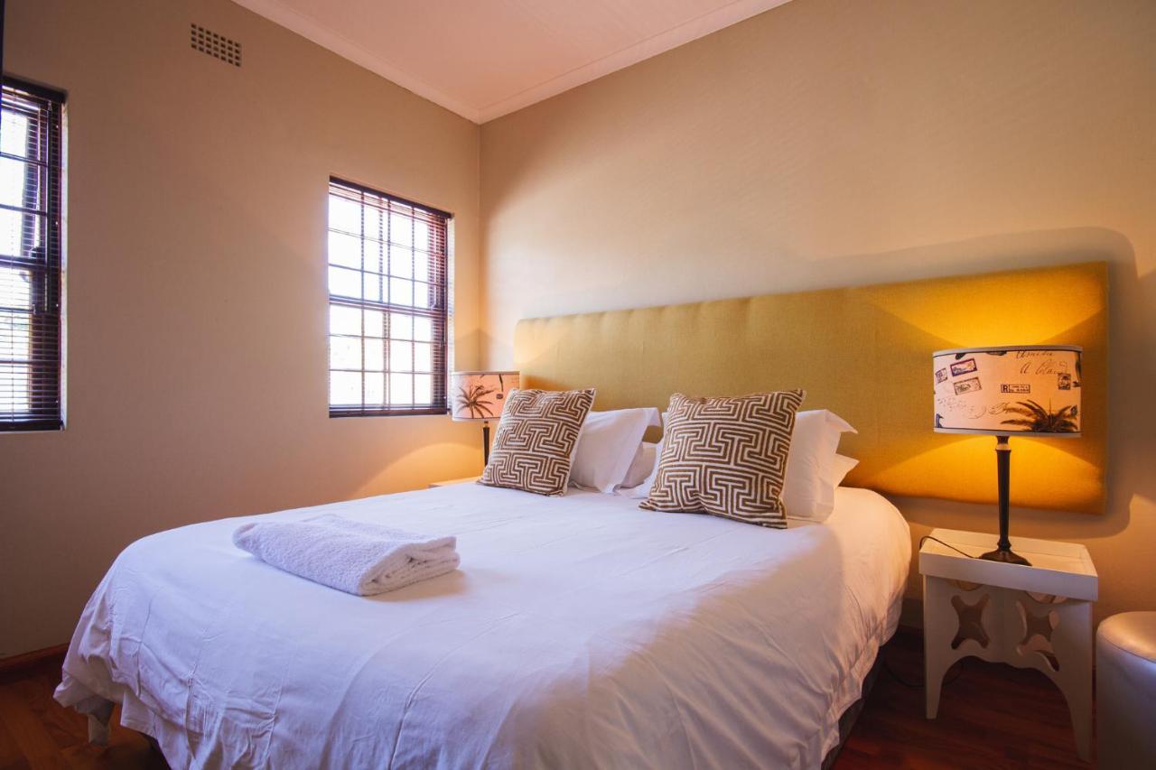 Swellendam Self Catering Villa ภายนอก รูปภาพ