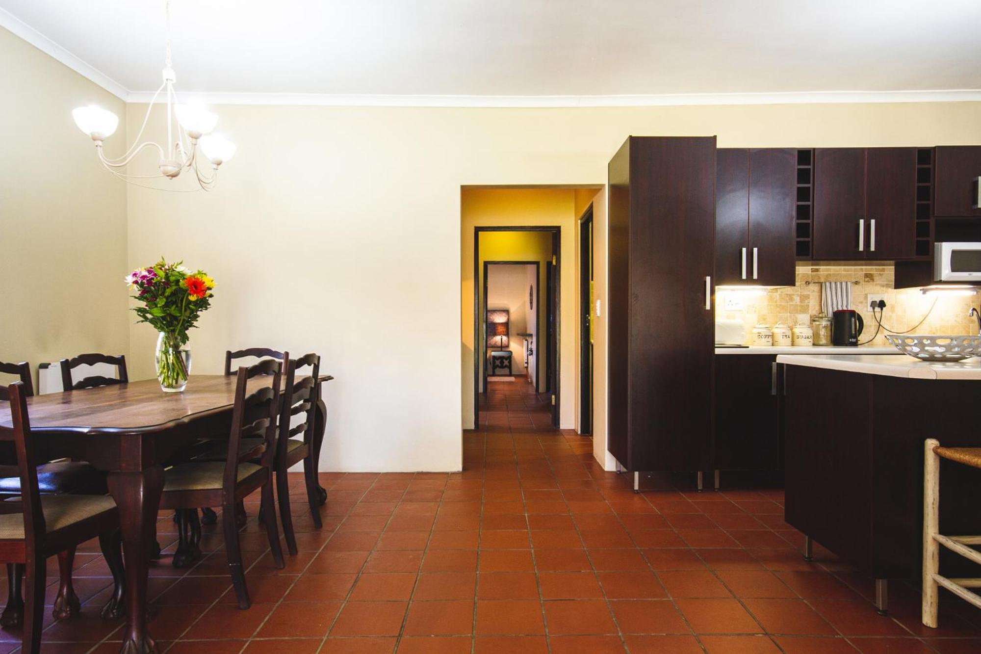 Swellendam Self Catering Villa ภายนอก รูปภาพ